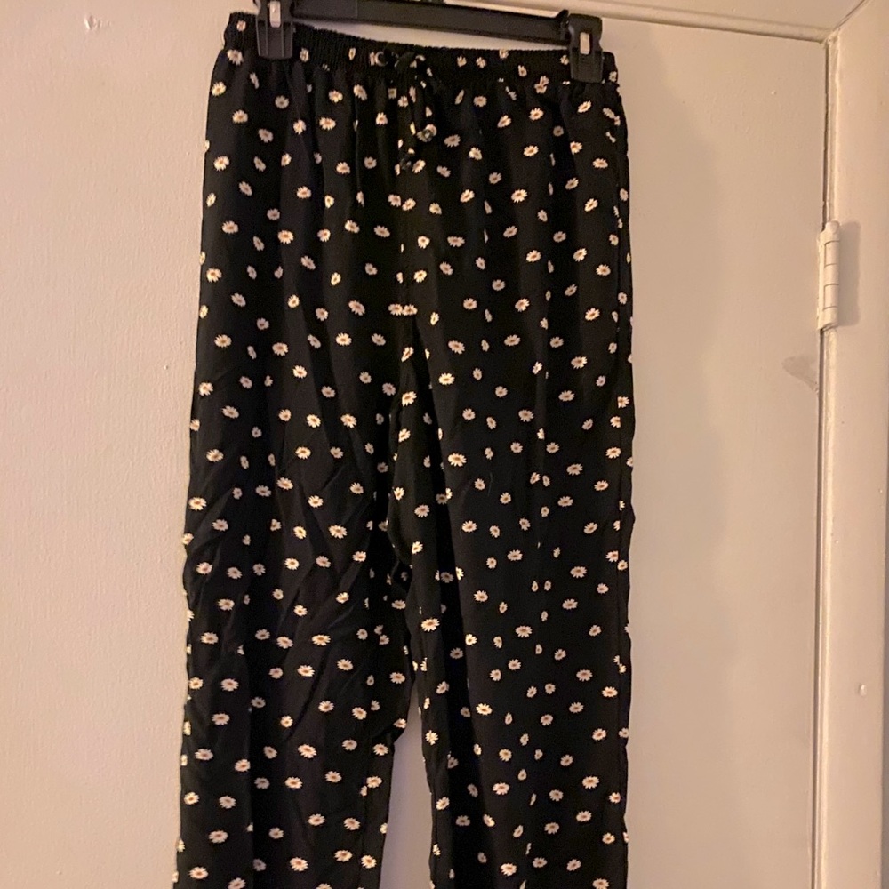 Black Flowy Pant w/ Sunflowers and Drawstring